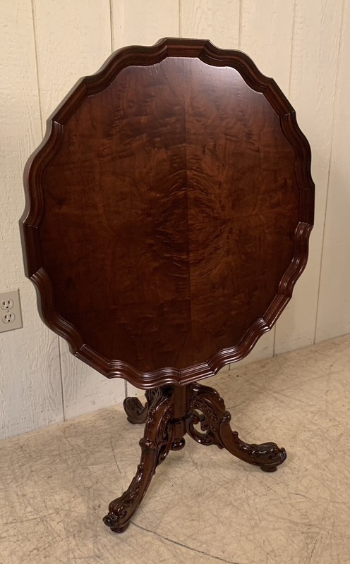 Antique Mahogany Tilt Top Table