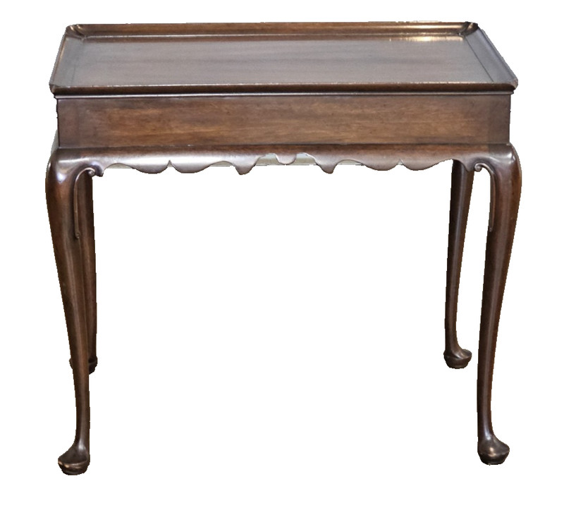 Kittinger Colonial Williamsburg Collection Mahogany Queen Anne Tea Table CW-8