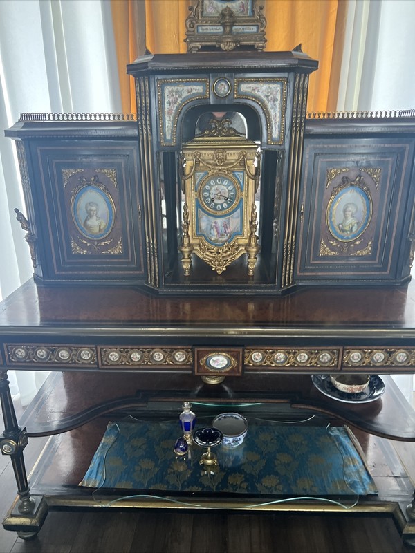 antique furniture table