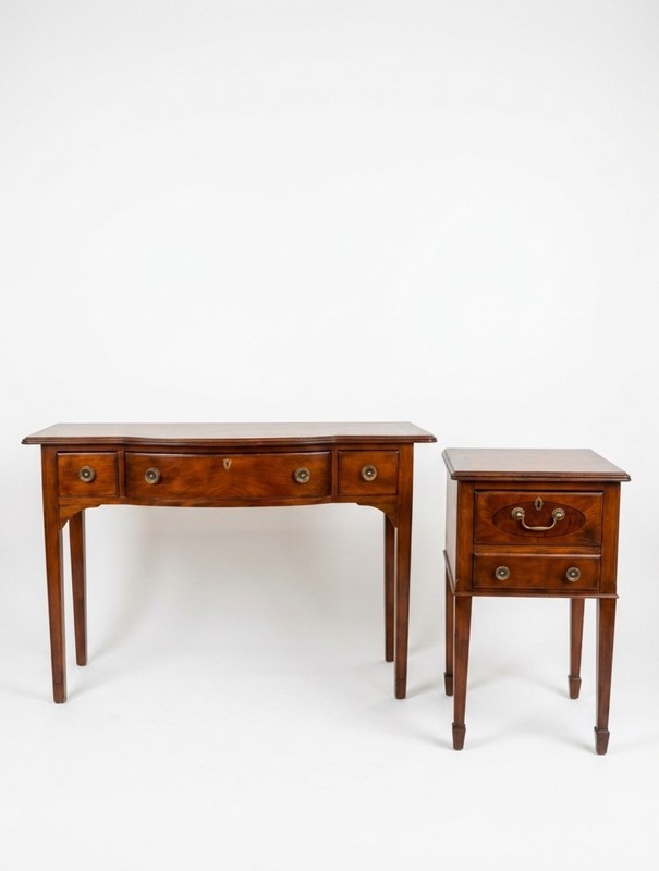 Vintage Hekman Furniture Federal Style Mahogany Console Table & Chairside Table