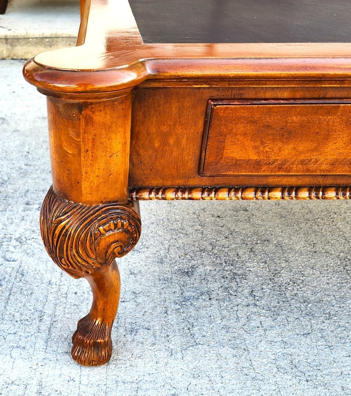 Henredon Coffee Cocktail Table gallery