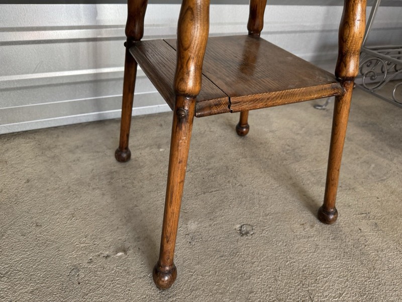 💙RARE 1940 WWII Era Antique Victorian Turned Spoil Leg Square Parlor Table 29” gallery