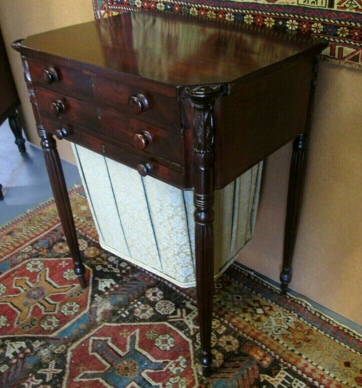 RARE CIRCA 1810 FEDERAL SALEM ANTIQUE STAND ATTRIBUTED TO WILLIAM HOOK BARGAIN ! gallery