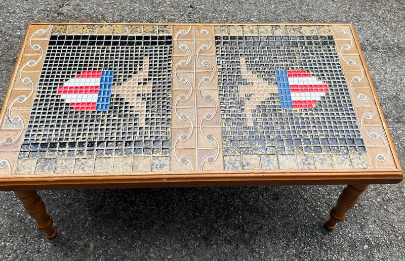 Rare MCM 1950s Arts And Crafts Movement Handmade Tiled Coffee Table Patriotic