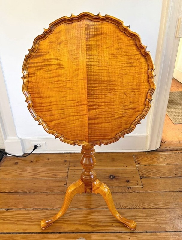 Vintage bench made tiger maple table Strong all over tiger grain Chippendale sty