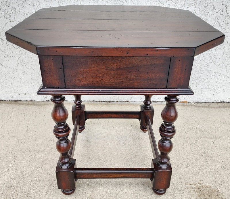 Vintage Lexington Palmer Home Collection Side Table gallery