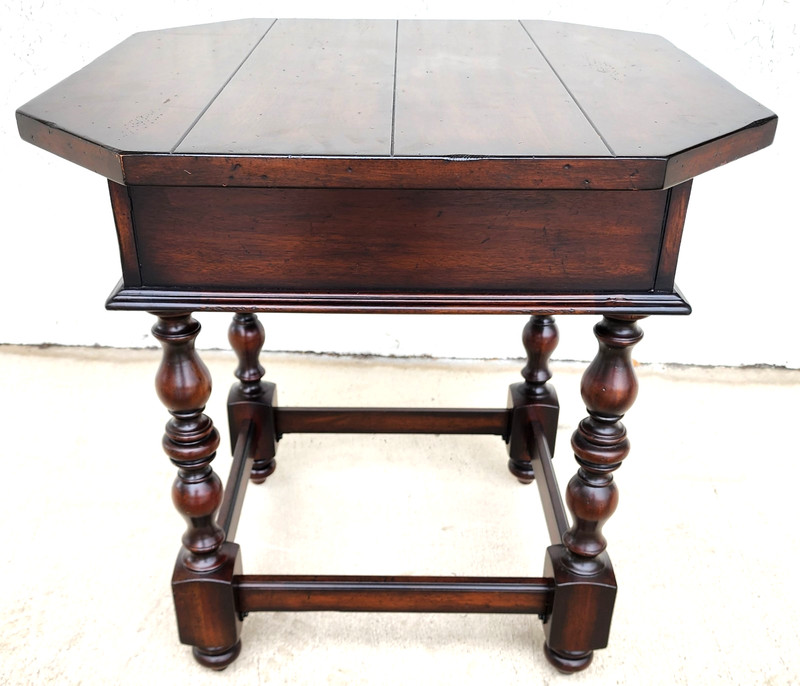 Vintage Lexington Palmer Home Collection Side Table gallery