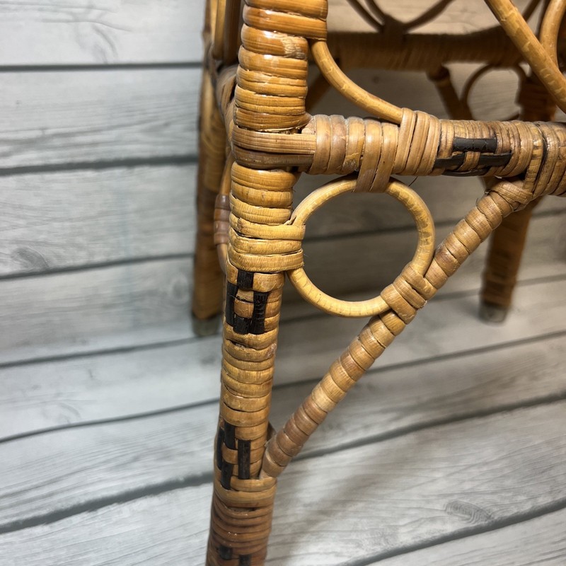 Vintage Rattan Wicker Coffee Patio End Table Plant Stand Stool Boho Chic MCM gallery