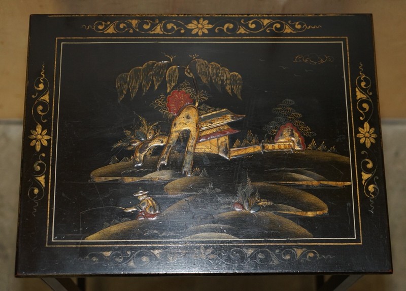 NEST OF THREE CIRCA 1900 CHINESE CHINOISERIE LACQURERED SIDE TABLES HAND PAINTED gallery