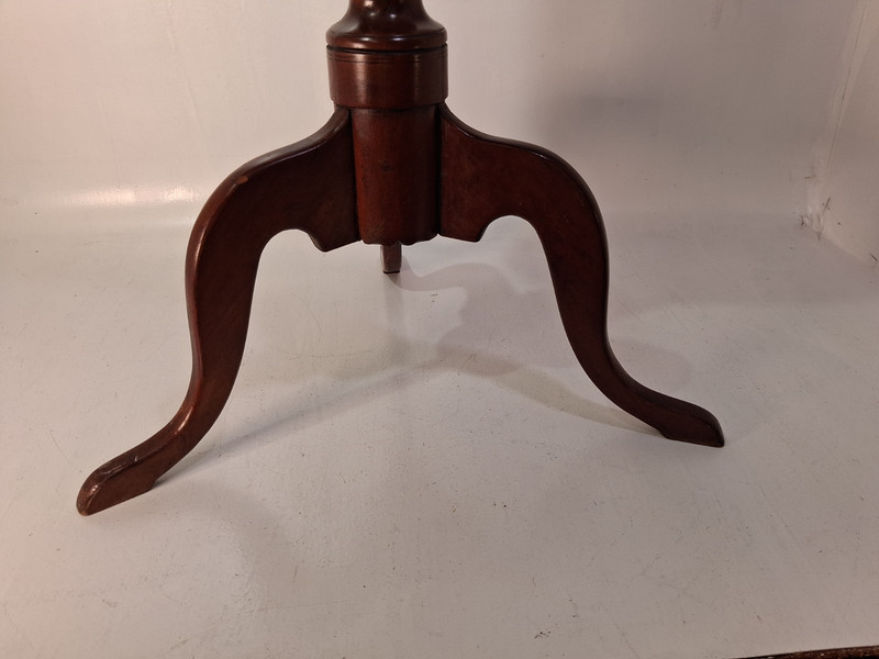 Exceptional Antique Queen Anne Tilt-top Cherry Candlestand, Ca. 1790-1810 gallery
