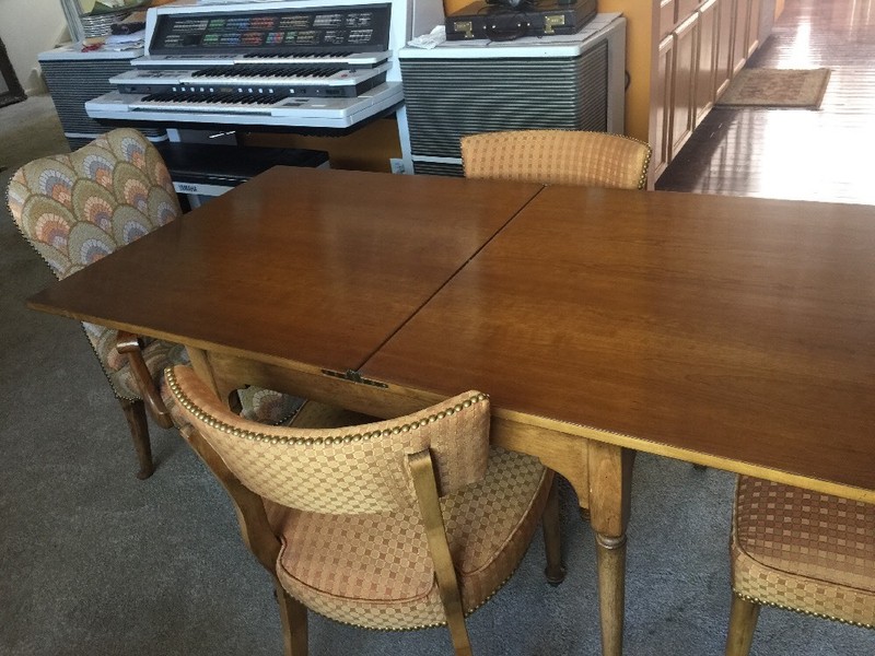Barnard & Simonds Co. Fold Out Table w/4 Chairs (Solid Wood!) gallery