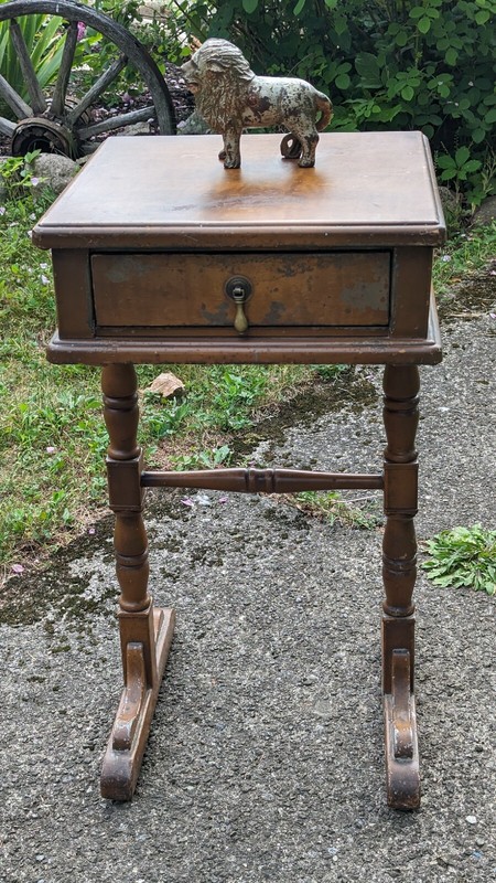 Simmons Furniture End Table Futuristic Antique Deco Depression Era Signature... gallery