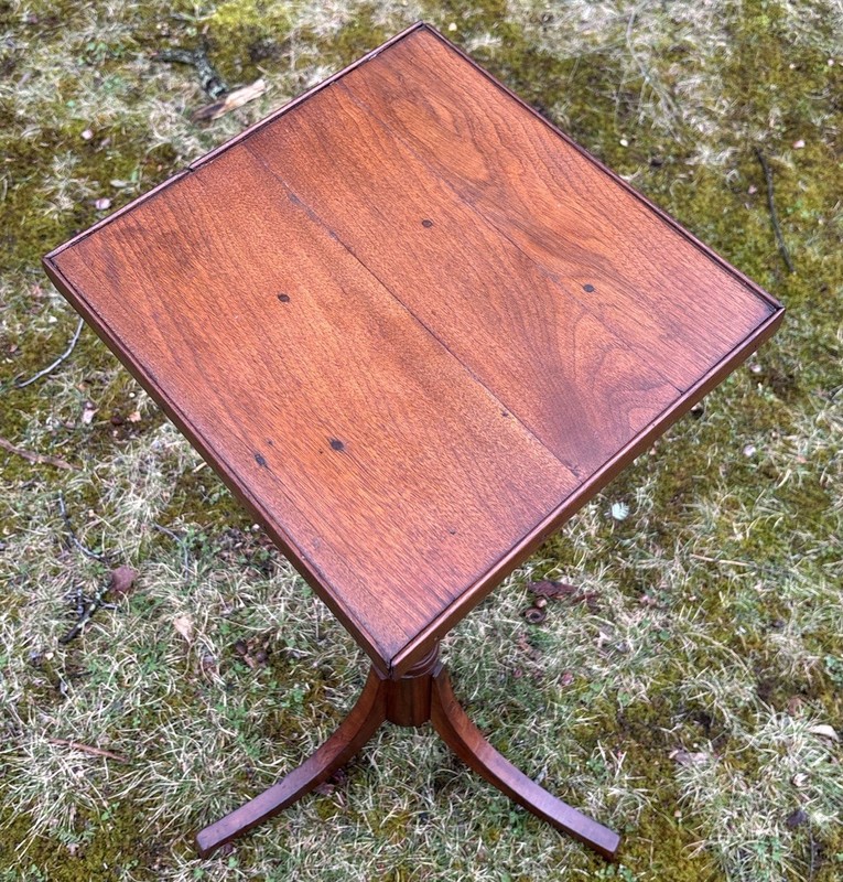 18th-19th Century Tilt Top Walnut? Wood Pedestal Candle Plant Stand Table gallery