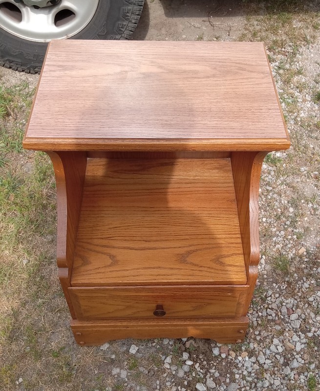 Mid Century Oak Formica Top Nightstand (1 Nightstand) (NS137)