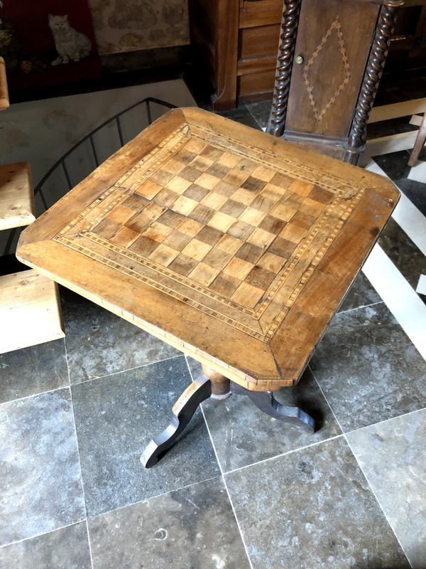 Unique antique coffee table with chessboard - Sorrentino Style - Early 1800s gallery