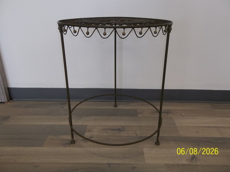 Vintage Industrial Mid Century Twisted Wire Wrought Iron Round Table 23" Tall
