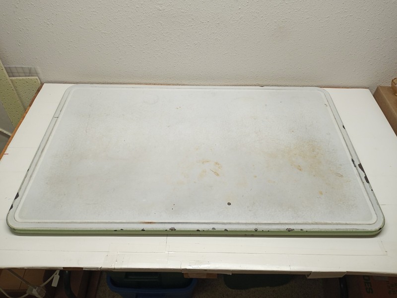 Vintage PORCELAIN ENAMEL TABLE TOP 40″ x 25″ WHITE TOP GREEN EDGE