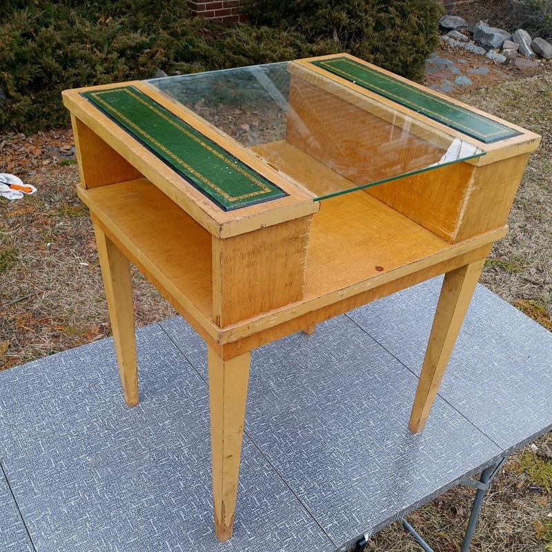 🙆VTG UNIQUE End table mustard yellow enamel green leather inset Glass RARE