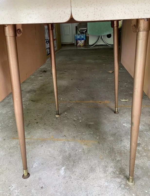 VTG MID CENTURY MODERN MCM DROP LEAF TABLE— one leaf hinge needs to be replaced gallery