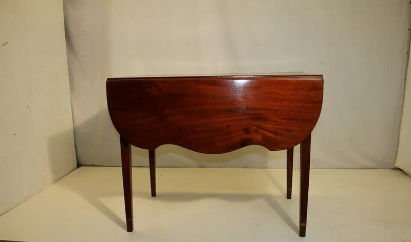 Gorgeous English Sheraton Inlaid Solid Mahogany Pembroke Table, Late 18th C. gallery
