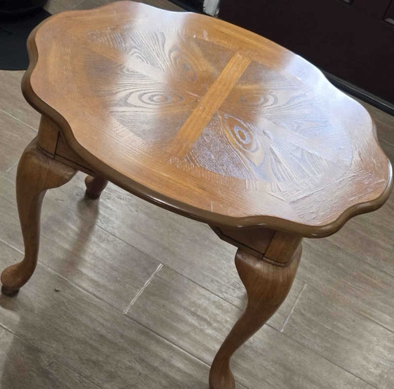 Victorian Style Oval Wood Side Table with Carved Details, Antique Finish