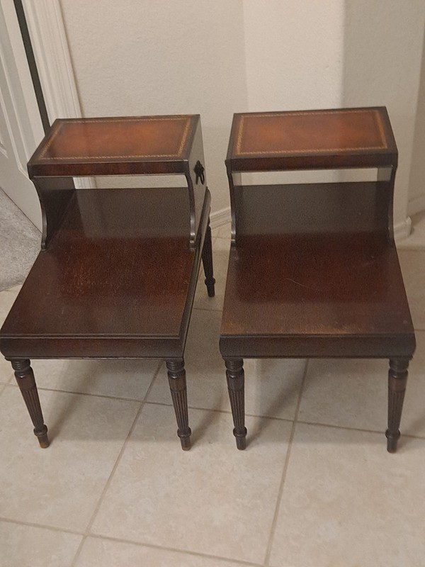 Set of 2 Vintage 2-Tier Mohogany End Tables with Decorative Inlay