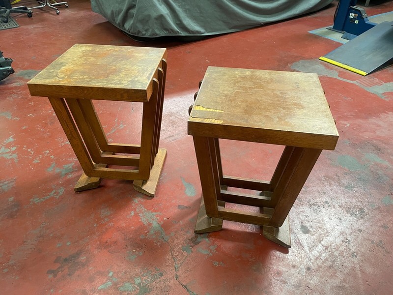 Arts and Crafts Oak Pair End Tables / Speaker Stands