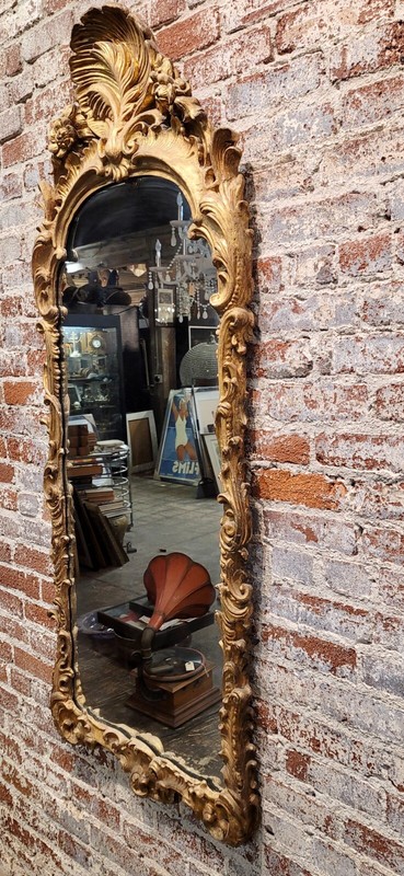 18th century Italian carved Giltwood Grotto Mirror w/ Seashell motif gallery
