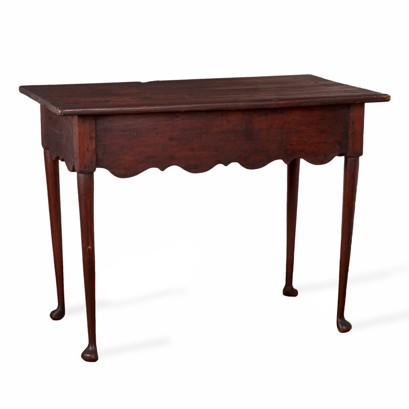 American Pine Scolloped Apron Side Table, 18th Century