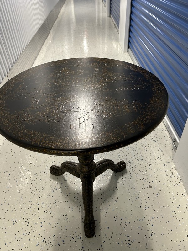 Tilt-Top Table Rare pedestal table Mark D. Sikes Table henredon vii