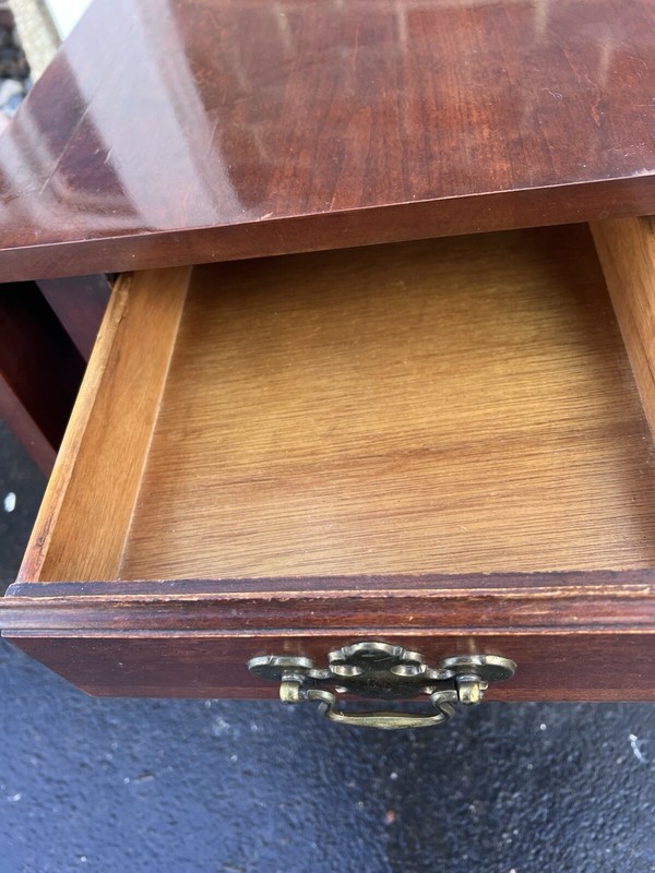 Pembroke Chery Wood Folding Drop Leaf Side / End Table With One Drawer 23x34x26 gallery