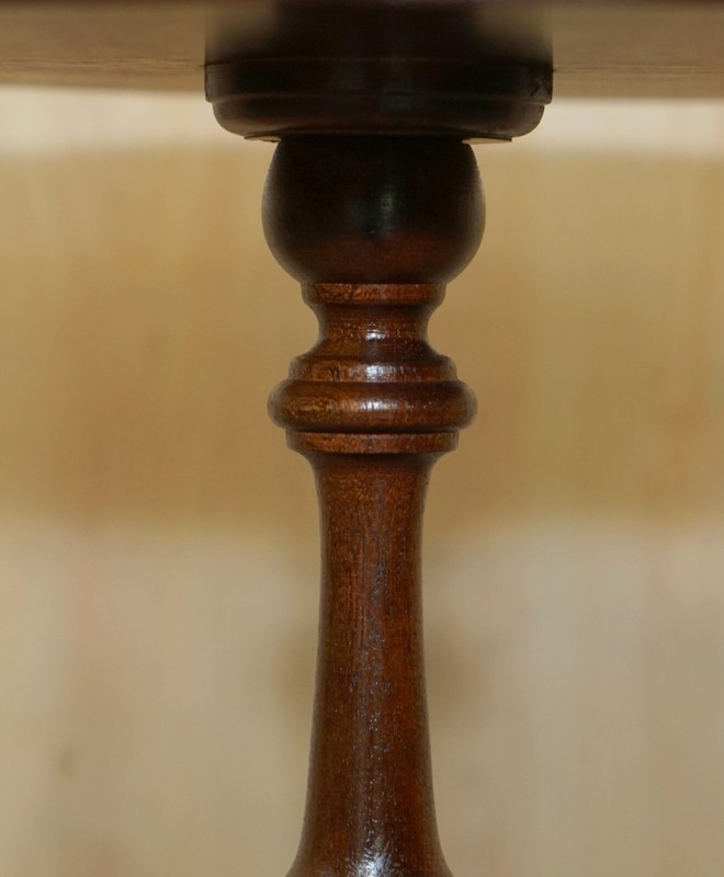 LUXURY GREEN LEATHER WITH GOLD LEAF INLAY MAHOGANY TRIPOD LAMP SIDE END TABLE gallery