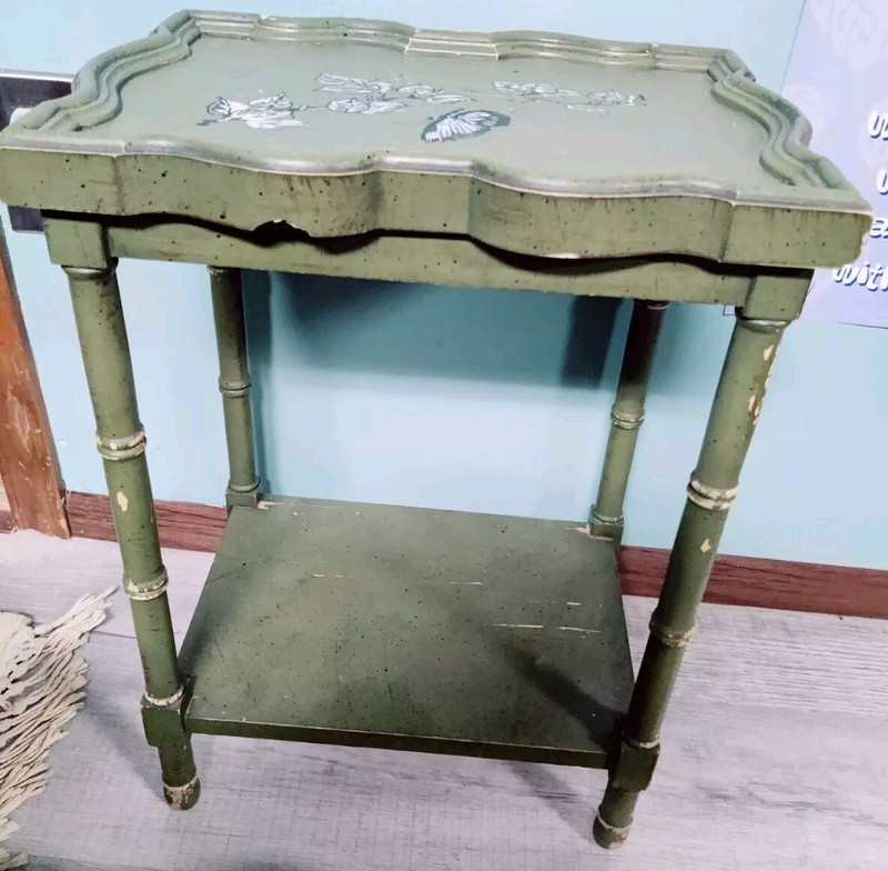 Vintage Small Petite Green Solid Wood Table or Plant Stand 18″ Tall Distressed