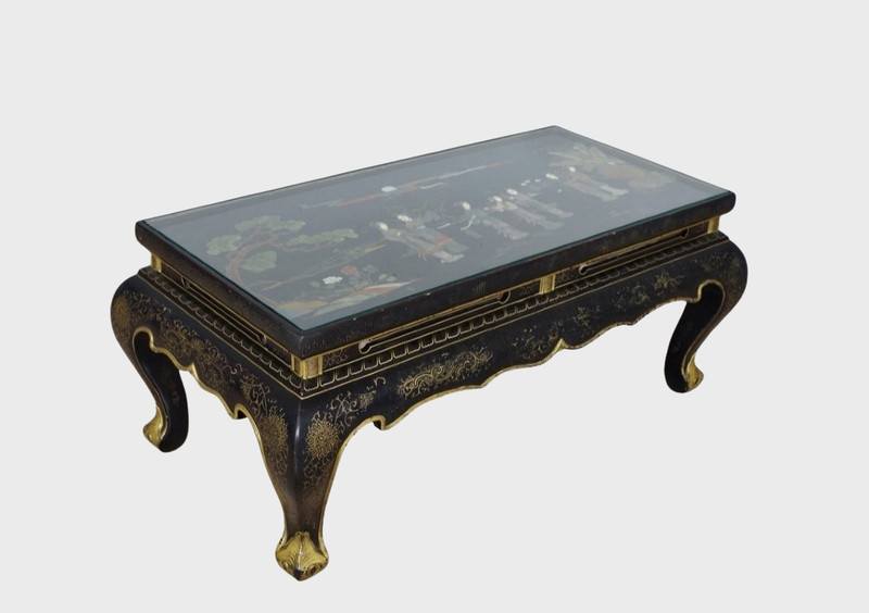 Chinese Coffee Table in Black Lacquer and Inlay, circa 1950