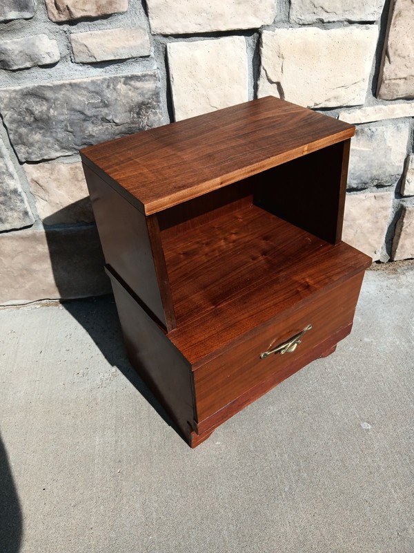 Walnut Veneer Ballman Cummings Step-End Nightstand or End Table gallery