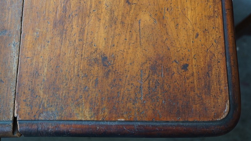 Handmade Edwardian Sutherland Table, 1901, cm. 102 x 91 (open), cm. 46 x 91….