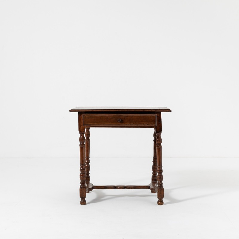 Late 17th Century Walnut Welsh Tavern Table gallery