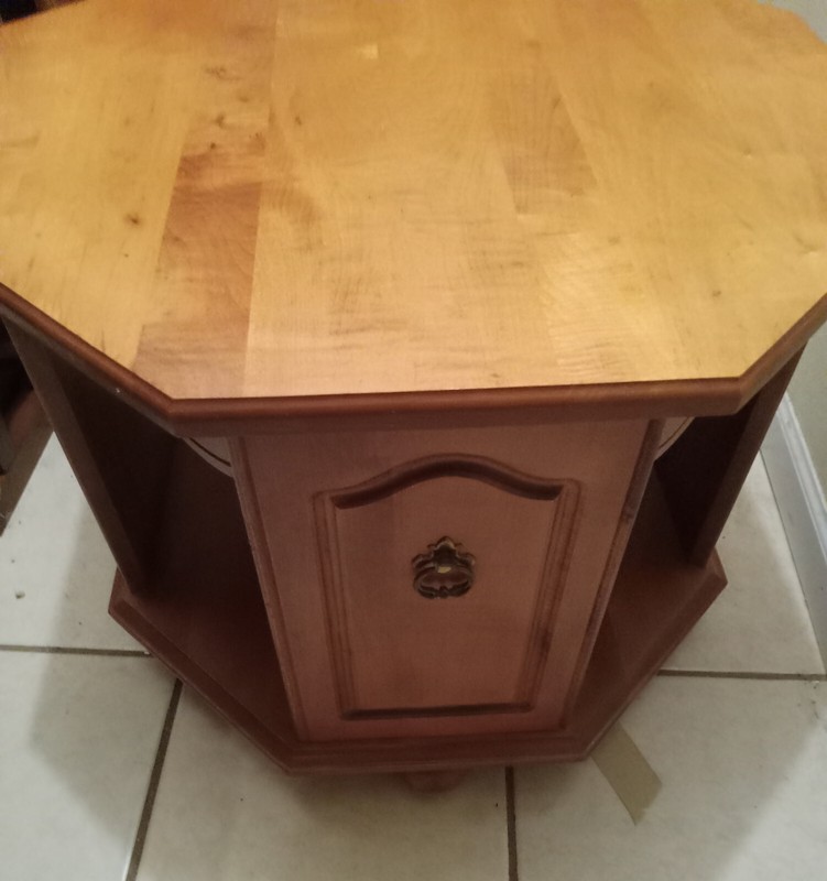 Mid Century Maple Ethan Allen Octagon End Table (EA102) gallery