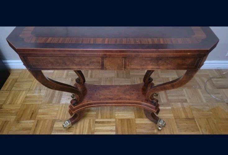 Baker Williamsburg Reproduction Rosewood Banded Burl Lift-Top Game Table gallery