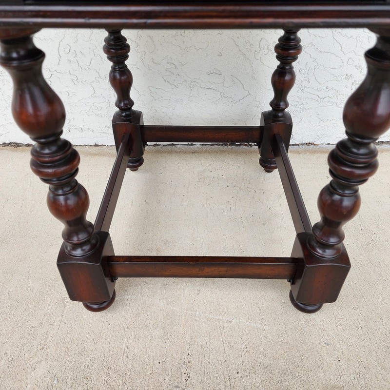 Vintage Lexington Palmer Home Collection Side Table gallery