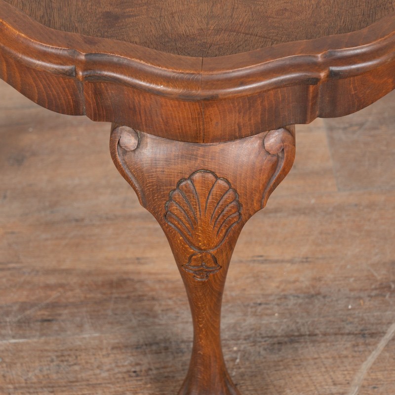 Early 20th Century Danish Round Coffee Table with Removable Tray gallery