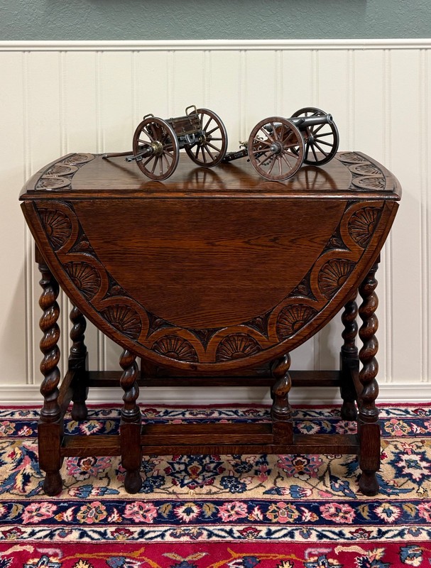 Antique English Table Drop Leaf Gateleg CARVED TOP Barley Twist Oak c. 1920-30s gallery