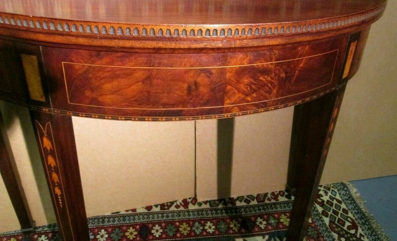 ANTIQUE FEDERAL MAHOGANY CARD TABLE W/BELLFLOWER INLAY & FLUTED EDGE OLD SURFACE gallery