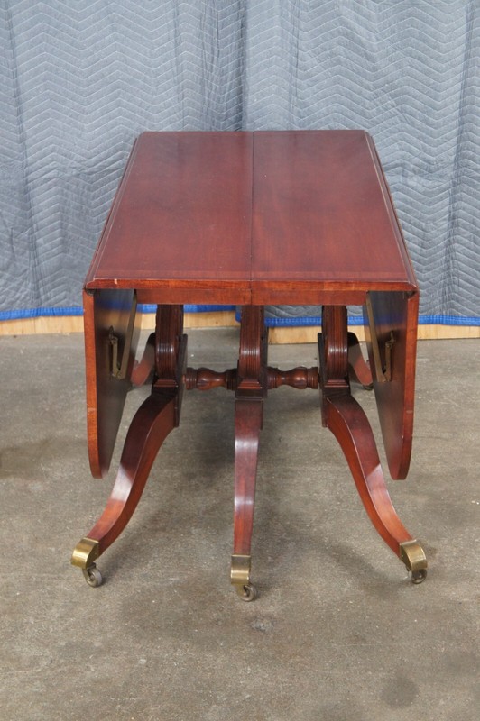 Union National Mid Century Duncan Phyfe Style Mahogany Drop Leaf Dining Table gallery