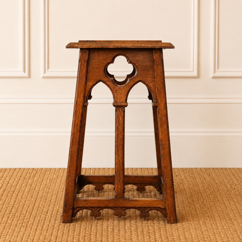 19th Century Belgian Neogothic Pedestal Table gallery