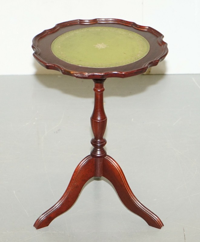 BEVAN FUNELL CHARMING GREEN LEATHER VINTAGE MAHOGANY TRIPOD LAMP SIDE END TABLE gallery