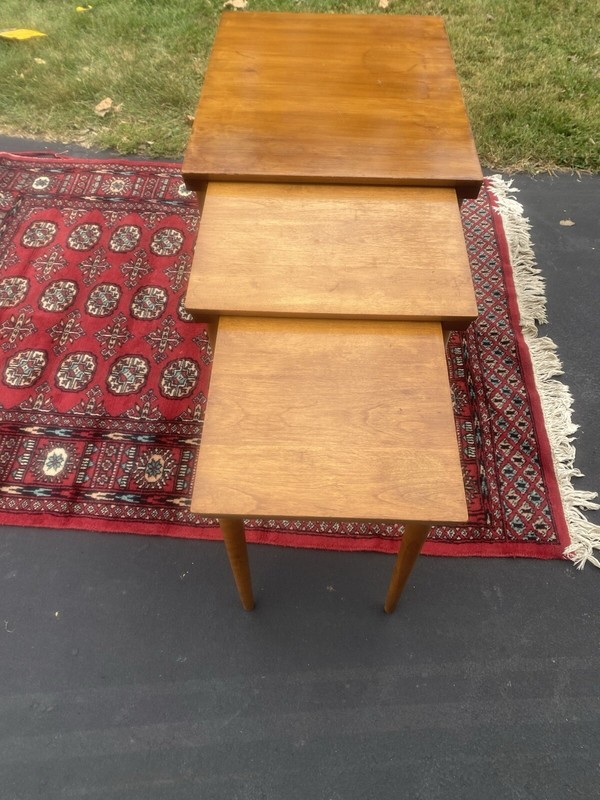 Free Ship/ 1960s Mid Century Modern Conant Ball 3 Nesting Tables by Wright gallery
