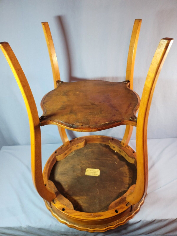 Antique RJ Horner NY Solid Wood Scallop Side / End Table with Shelf 28''Tall gallery