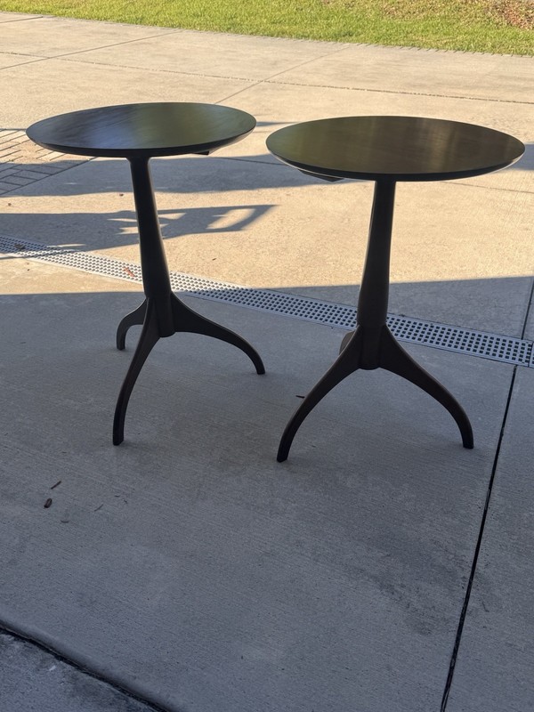 Shaker Workshop End Tables Set Meausresbtall 25” Around 18” gallery