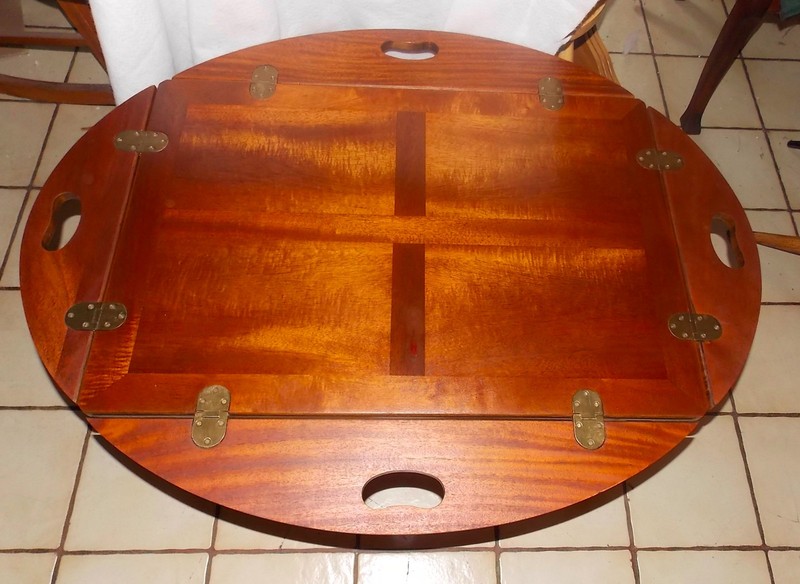 Mahogany Butler Coffee Table (CT-160) gallery